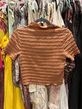 Ruffle faux turtle neck crop top